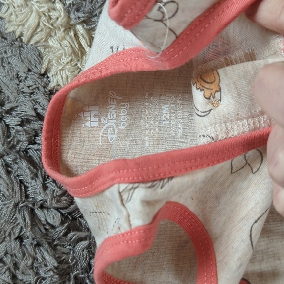Disney Baby 2 Piece Shorts Jumper Set Size Baby 12 Months Neutral - Picture 5 of 5